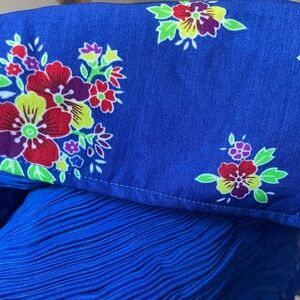 53/20 Hmong lisloos printed flora wrap skirt